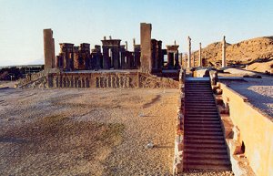 Southern view of the Tachara